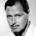 Ivan Desny als Leutnant James