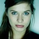 Karien Noordhoff als Grondstewardess