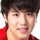 ณวัชร์ พุ่มโพธิงาม als Two