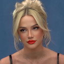 Sara Kolami als Daniela