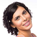 Anu Menon als Nandini