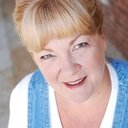Sharon Murray als Sheriff's Office Receptionist