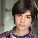Nathan Blair als 14 Year Old Bruce