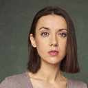 Alena Kahuta als nurse