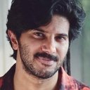 Dulquer Salmaan als Adhithyan Menon