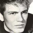 Adam Faith als Walter Probyn