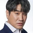 Kim Kyung-sik als Yongsan Prefecture Detective 2