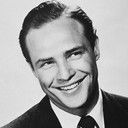 Marlon Brando als Warden Sven 'The Swede' Sorenson