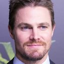 Stephen Amell als Self - Audience Member