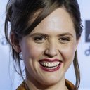 Emily Cox als Therapist