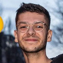 Max Bolhuis als Self - Host