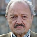 Peter Bowles als Paymaster Capt. Duberly