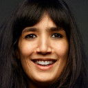 Caroline Guiela Nguyen als Loubna