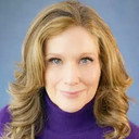 Gwynyth Walsh als Elaine Parsons