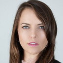 Olga Kay als Olga Kay