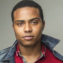 Torrey Laamar als Todd Waterson