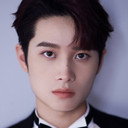 Jing Long als Self - Trainee