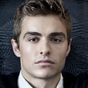 Dave Franco als Mark