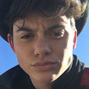 Tyler DiChiara als Cullen Row