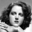 Lia Torá als Self