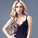 Stephanie Saliba als سمارة الراوي