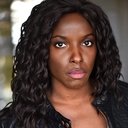 Janeshia Adams-Ginyard als Dora Milaje