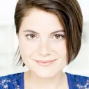 Julianne Côté als 