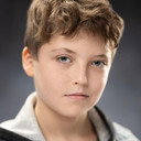 Noah Bromley als Sky View Penny Kid