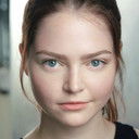 Versai Knight als Mary Annie