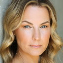 Brenda Lee Howard als Crystal