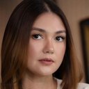 Angelica Panganiban als Diana