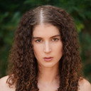 Emilie Lowe als Florence