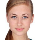 Jenny Marie Mitchell als Sara