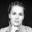 Anneli Rahkema als Exchange Commander