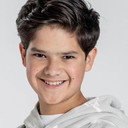 Patricio de la Garza als Martin Quiroga Caceres