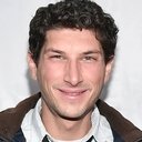 Cory Zacharia als 