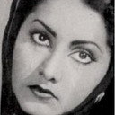 Meena Shorey als Meena