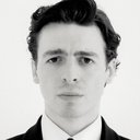 Anthony Boyle als Tom D. Jennings