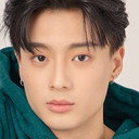 Naruth Prateeppravameta als Jay