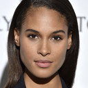 Cindy Bruna als Guard