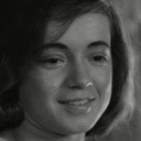 Vicky Redwood als Edith Simmons