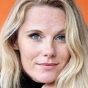 Maria Stokholm als Rebecca