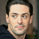 Aaron Noble als Police Officer