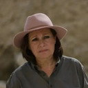 Calliope Limneos-Papakosta als Archaeologist