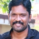 Soundara Raja als Karthik