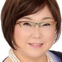 堀越真己 als Hinako's Mother (voice)