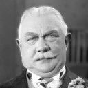 Albert Gran als Burke