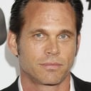 Chris Browning als Toby 'Redwood' Simms