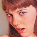 Michelle Angelo als Slave Girl with Apple