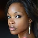 Trinecia Moore-Pernell als Nurse Joyce